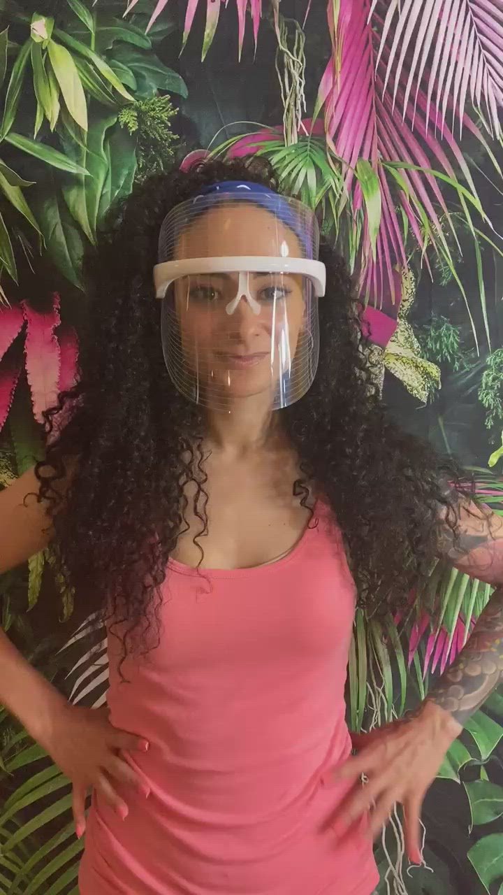 GLO SHIELD - LED Light Therapy Mask – Glo30